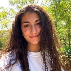 Meet your Posher, Bella